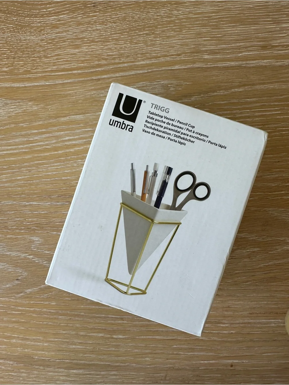 Umbra tabletop vessel